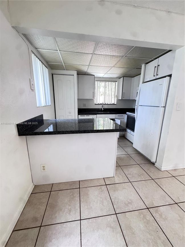 APT-208J - 6900 Sw 39 Th St, Condo with 2 bedrooms, 2 bathrooms and null parking in Davie FL | Image 7