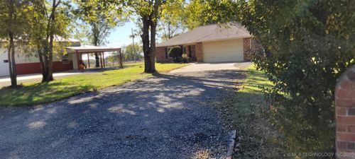 18466 S Ash Rd, Claremore, OK, 74019-1919 | Card Image