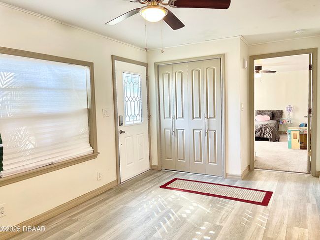 90 Stone Gate Ln, House other with 3 bedrooms, 2 bathrooms and null parking in PORT ORANGE FL | Image 4