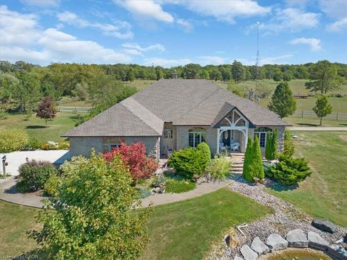 1945 Abingdon Rd, Caistor Centre, ON, L0R1E0 | Card Image