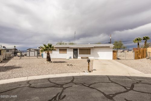 2059 Guest Ln, Lake Havasu City, AZ, 86403-2926 | Card Image