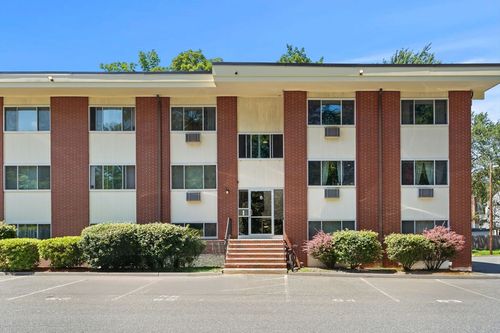 9-74 Beach St, Woburn, MA, 01801-3175 | Card Image