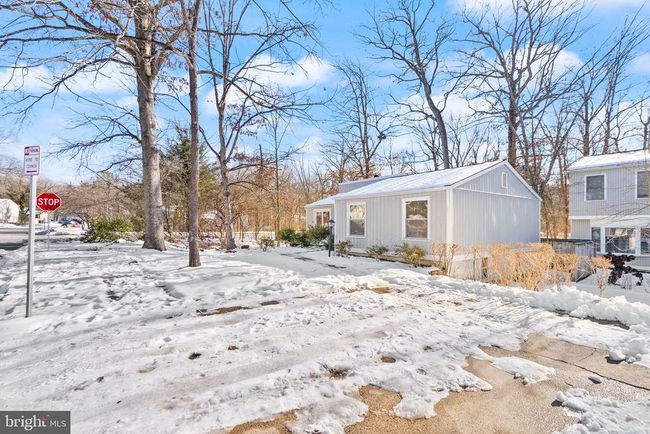 2280 Cocquina Dr, House other with 5 bedrooms, 2 bathrooms and null parking in RESTON VA | Image 6