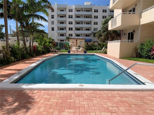 apt-806-200 S Birch Rd, Fort Lauderdale, FL, 33316-1536 | Card Image