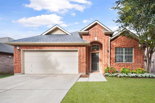 4405 Emerald Leaf Drive, Mansfield, TX, 76063 | Card Image