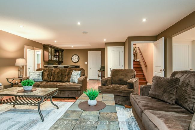 24 Carriage Lane, House other with 3 bedrooms, 3 bathrooms and 6 parking in Bayfield ON | Image 36