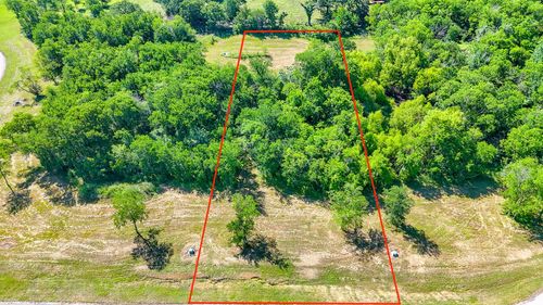 Lot 8 Diamond Point Dr, Corsicana, TX, 75109-0718 | Card Image
