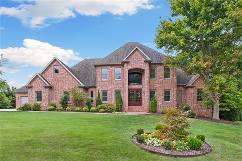 10 S Plymouth Ln, Rogers, AR, 72758-9512 | Card Image