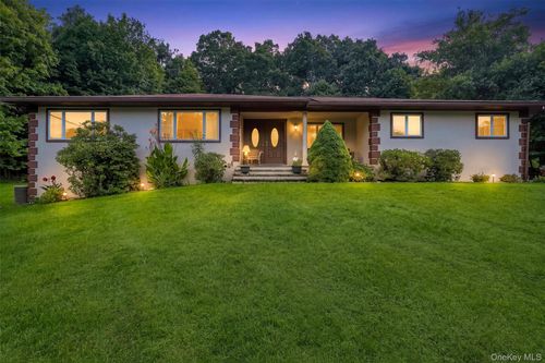72 Eastview Dr, Valhalla, NY, 10595-1009 | Card Image