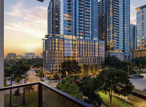 7b1-40 N Interstate 35 N, Austin, TX, 78701 | Card Image