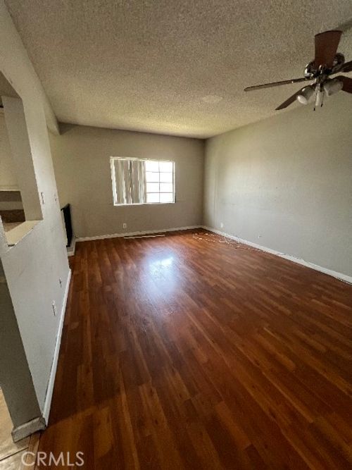 13753 Los Angeles St, Baldwin Park, CA, 91706 | Card Image