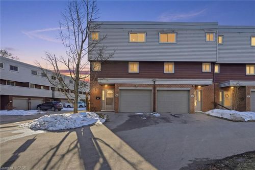 43-23 Watsons Lane, Dundas, ON, L9H5G9 | Card Image