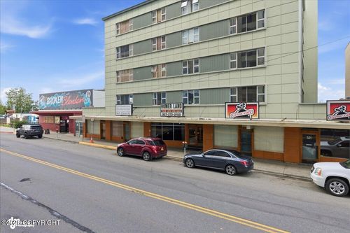 apt-105-525 W 3rd Ave, Anchorage, AK, 99501-2205 | Card Image