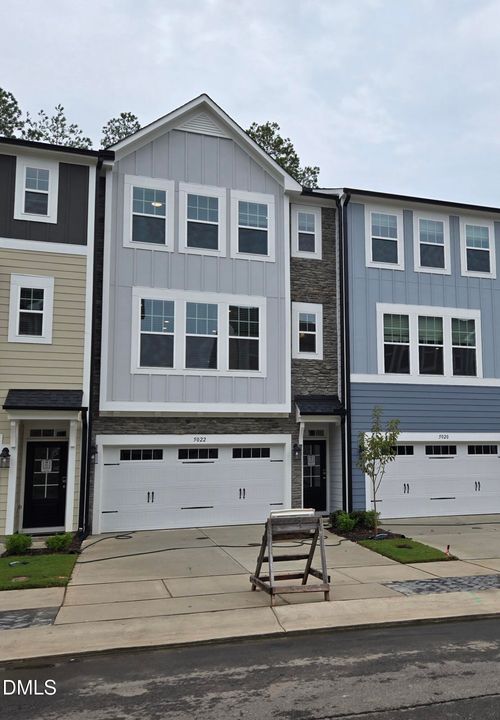 22-5022 Jowetts Walk Dr, Cary, NC, 27519-5598 | Card Image