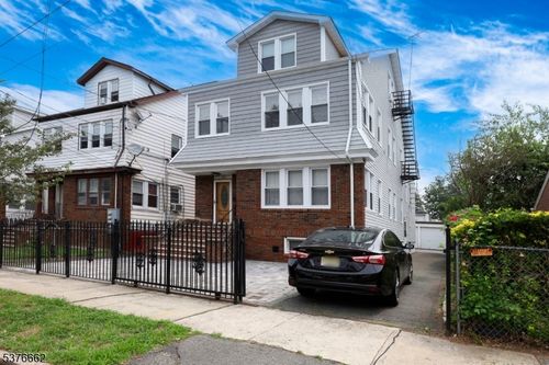 90 Norman Rd, Newark, NJ, 07106-2809 | Card Image