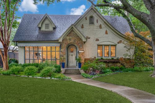 5422 Merrimac Ave, Dallas, TX, 75206-5830 | Card Image