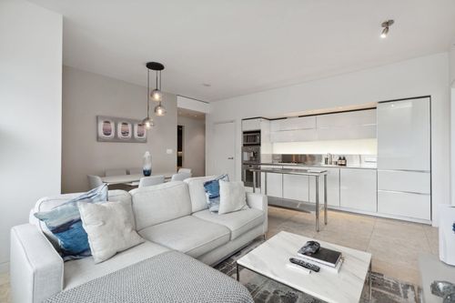 2102-838 W Hastings St, Vancouver, BC, V6C0A6 | Card Image