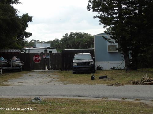 2952 Century Oaks Cir, Malabar, FL, 32950-4401 | Card Image