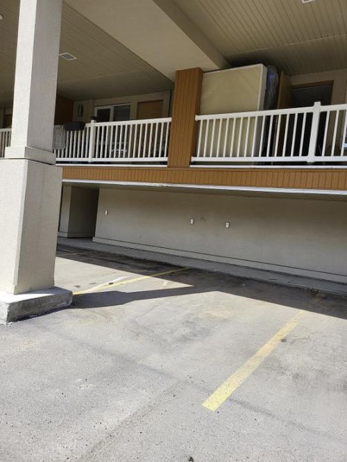 12505 111 Ave Nw, Edmonton, AB, T5M2B5 | Card Image