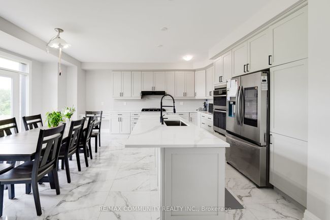 1476 Mockingbird Sq, House other with 4 bedrooms, 5 bathrooms and 2 parking in Pickering ON | Image 13