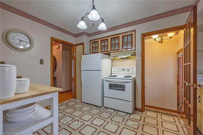 11 Gretna Green, House other with 3 bedrooms, 2 bathrooms and 12 parking in Kingston ON | Image 10