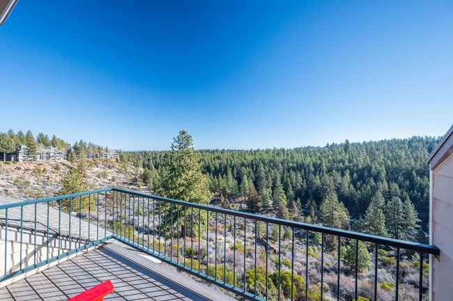 15-web-or-mls-1-16-25 19717 Mt Bachelor | Image 25