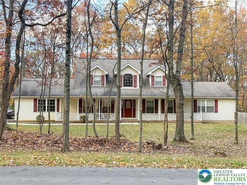 118 Sterner Run Rd, KUNKLETOWN, PA, 18058-8154 | Card Image