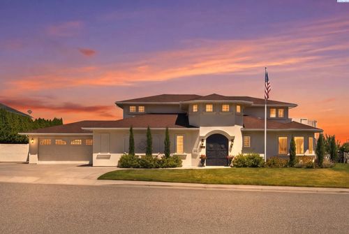 1294 White Bluffs St, Richland, WA, 99352-9111 | Card Image
