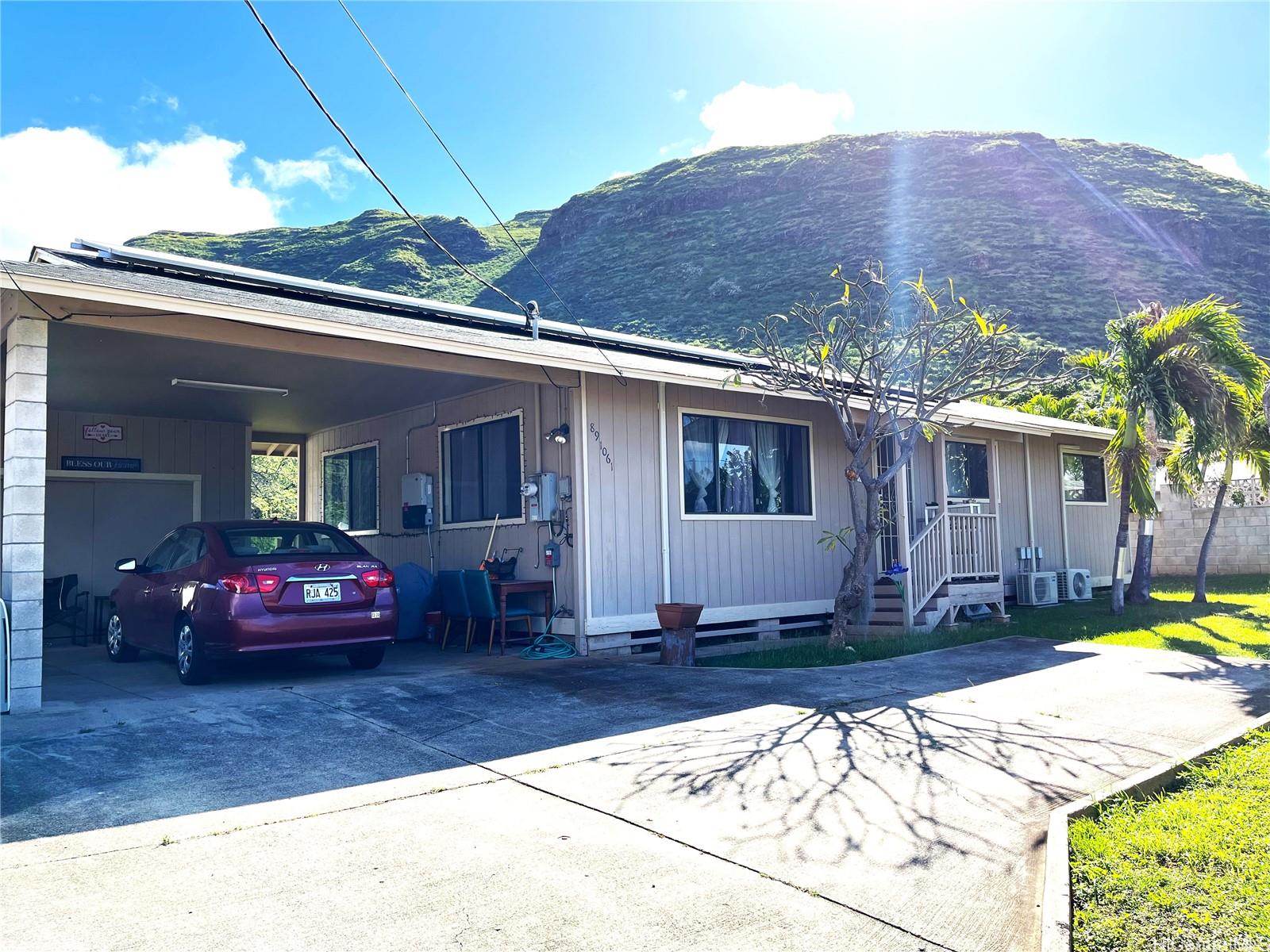 Pikaiolena St, Waianae, HI 96792
