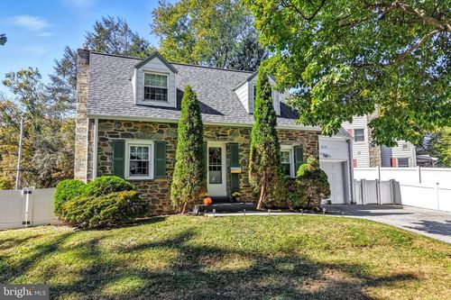 400 Witley Rd, WYNNEWOOD, PA, 19096-2425 | Card Image