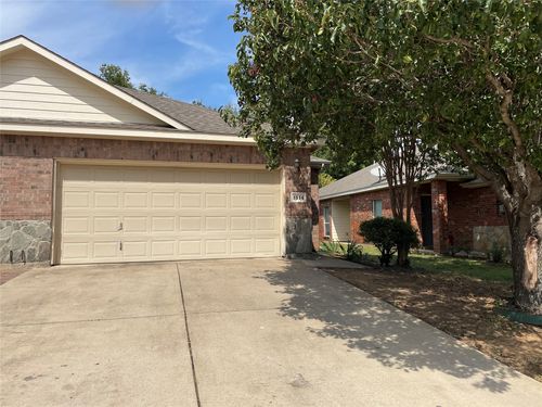1514 Piedmont Dr, Mansfield, TX, 76063-6046 | Card Image