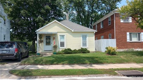 827 Chelsea Ave, Dayton, OH, 45420-2722 | Card Image