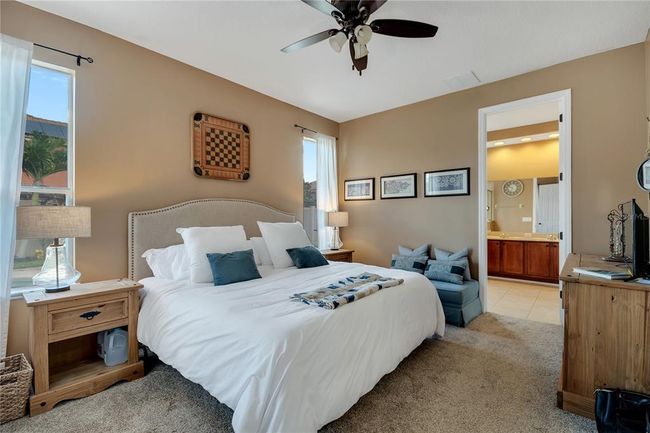 Primary bedroom with on-suite | Image 18