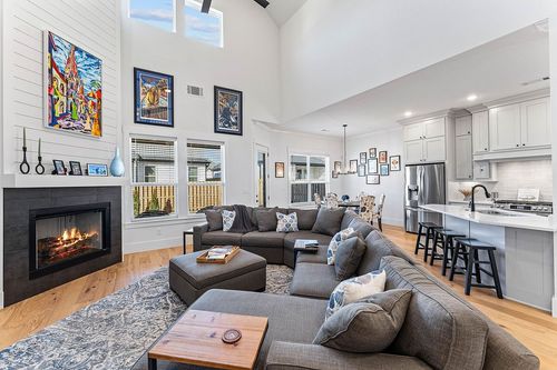 330 Rainforest Loop, Centerton, AR, 72719-6100 | Card Image