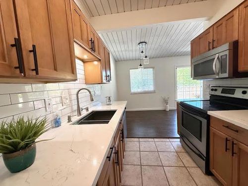 d-845 Division St, Pleasanton, CA, 94566-6609 | Card Image