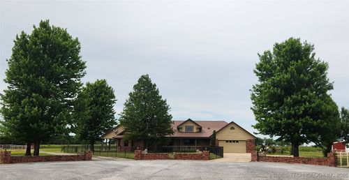 111 Deadwood Dr, Adair, OK, 74330-7700 | Card Image