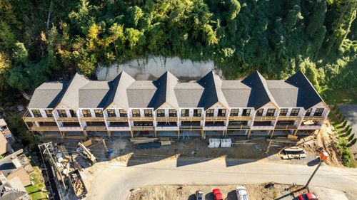 3-215 Circle Dr, GATLINBURG, TN, 37738-3418 | Card Image