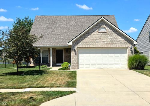 5230 Twin Bridge Blvd, Indianapolis, IN, 46239-6938 | Card Image