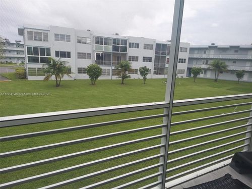 apt-211-2300 Park Ln, Hollywood, FL, 33021-3728 | Card Image