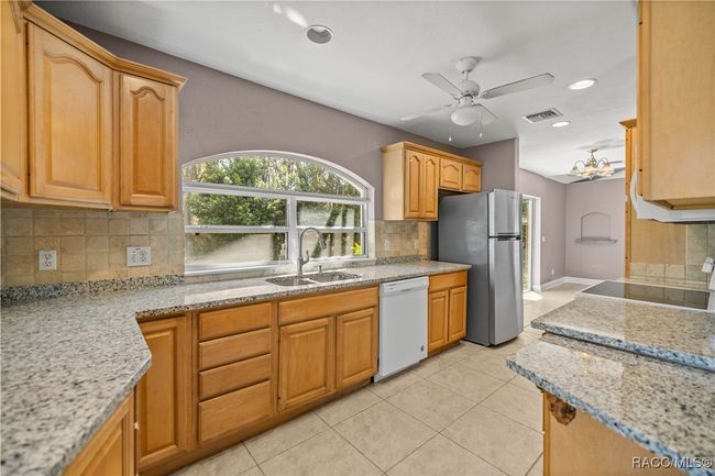 25 Lake Wood Cir, House other with 4 bedrooms, 3 bathrooms and 2 parking in OCALA FL | Image 15