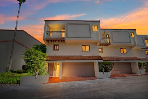 1001-240 Windward Psge, CLEARWATER BEACH, FL, 33767-2239 | Card Image
