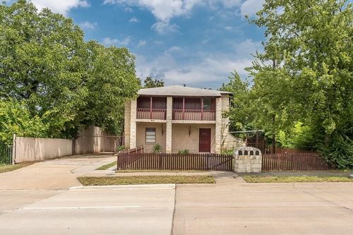 a-908 N Zang Blvd, Dallas, TX, 75208-4242 | Card Image