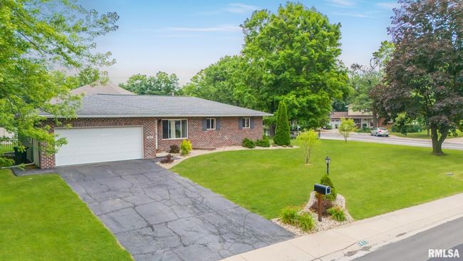 1411 W Wonderview Dr, House other with 4 bedrooms, 3 bathrooms and null parking in Dunlap IL | Image 58