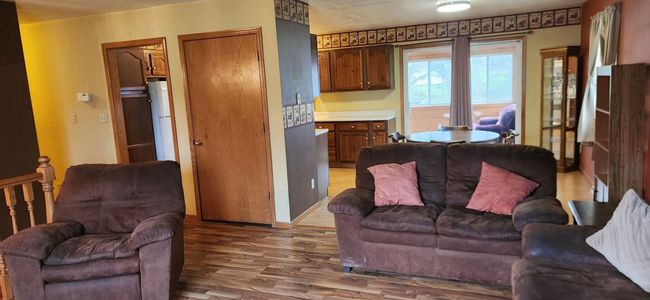 325 E Elm St, House other with 3 bedrooms, 1 bathrooms and null parking in Strawberry Point IA | Image 5