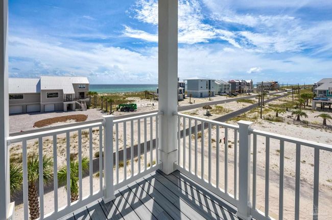 7376 Gulf Blvd, House other with 4 bedrooms, 4 bathrooms and 1 parking in Navarre FL | Image 62