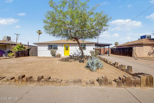 1351 N 39th Ave, Phoenix, AZ, 85009-3133 | Card Image