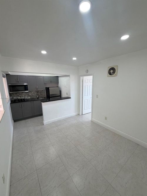 311-1014 Salzedo St, Coral Gables, FL, 33134-2833 | Card Image
