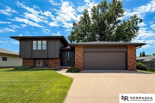 2217 Gaeth Avenue, Fremont, NE, 68025 | Card Image