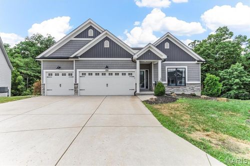 105 Regency Ct, Herculaneum, MO, 63048-1752 | Card Image