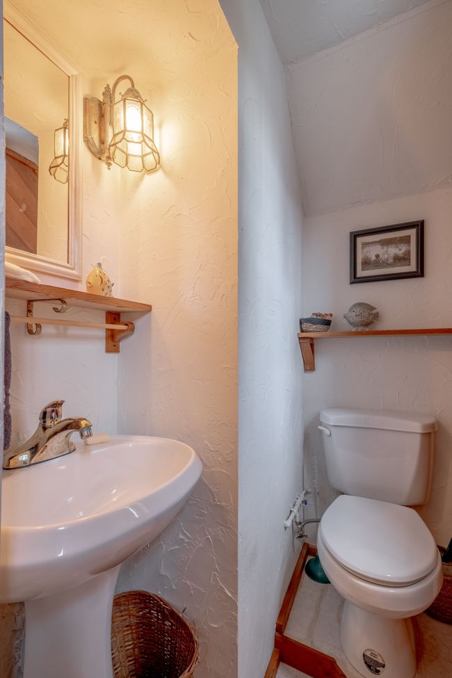 11007 Woodward Dr, House other with 4 bedrooms, 4 bathrooms and null parking in Byron MI | Image 26